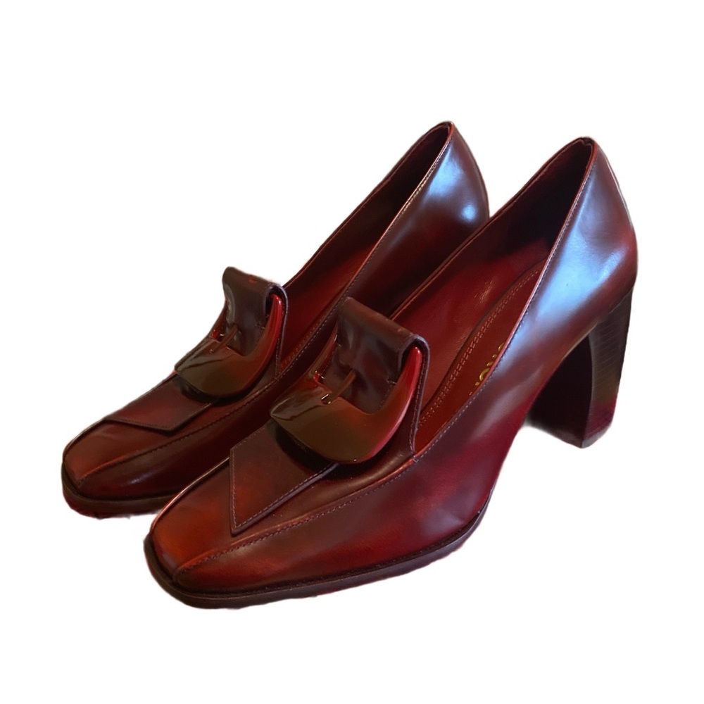 Tory Burch buckle heel loafer, Brush off calf leather.